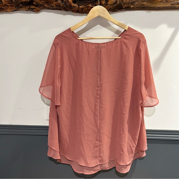 Lane Bryant Women's Pink V-Neck Blouse - Picture 2 of 7